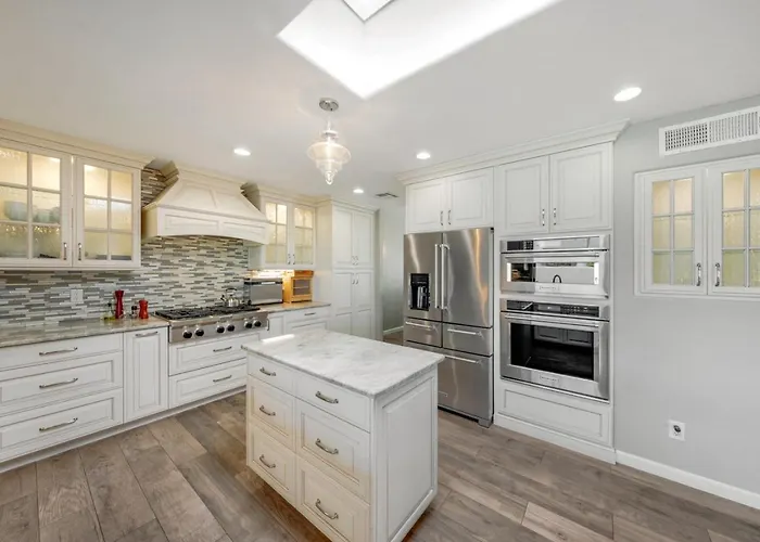 Community Pool And Spa, 4 Bedroom 3 Ba, Yard, Office Tucson